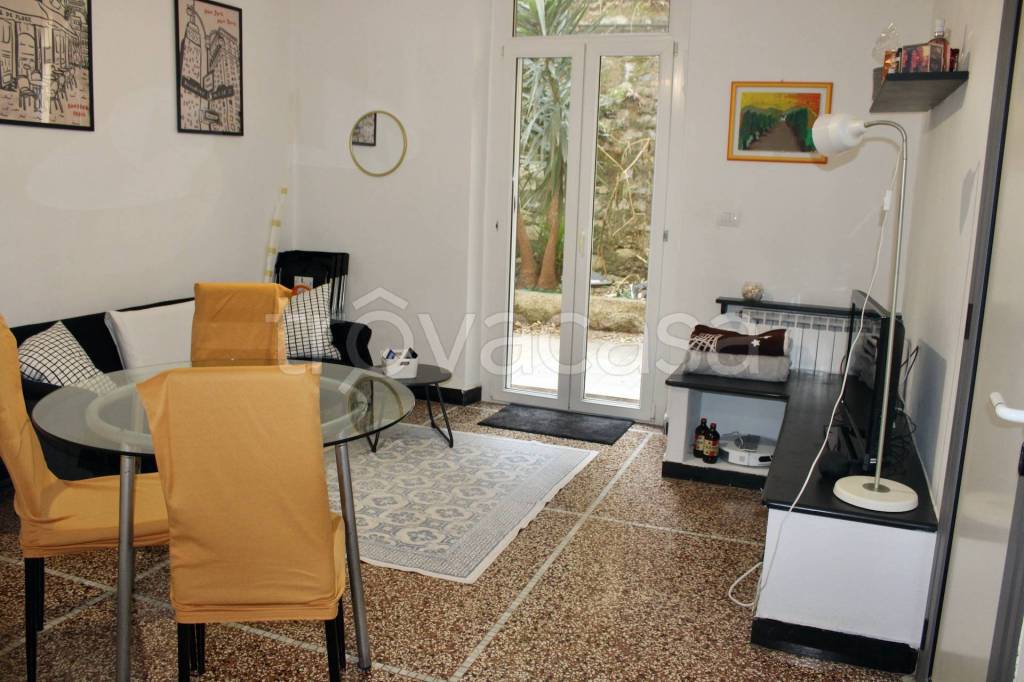 appartamento in vendita a Genova in zona Albaro