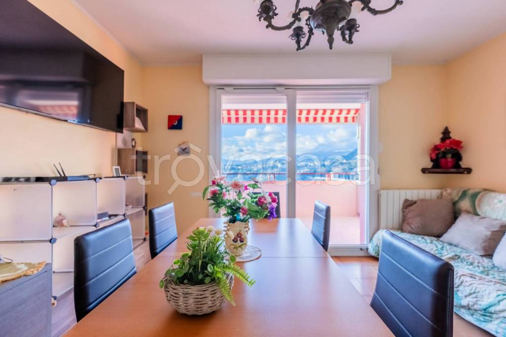 appartamento in vendita a Genova in zona Sampierdarena