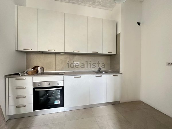 appartamento in vendita a Genova in zona Sestri Ponente