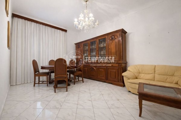 appartamento in vendita a Genova in zona Sampierdarena