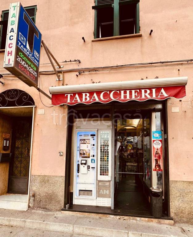 negozio in vendita a Genova in zona Pegli