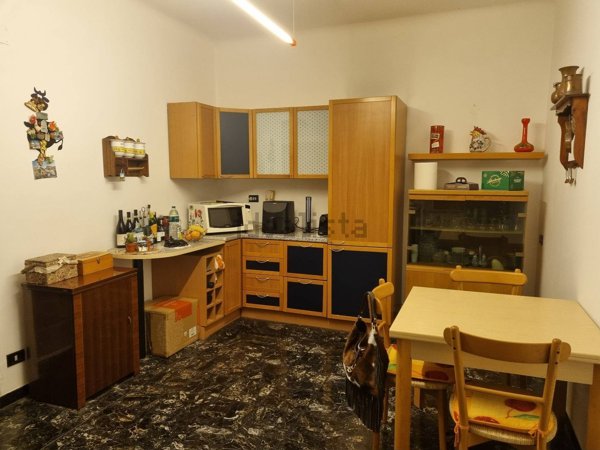 appartamento in vendita a Genova in zona Sestri Ponente