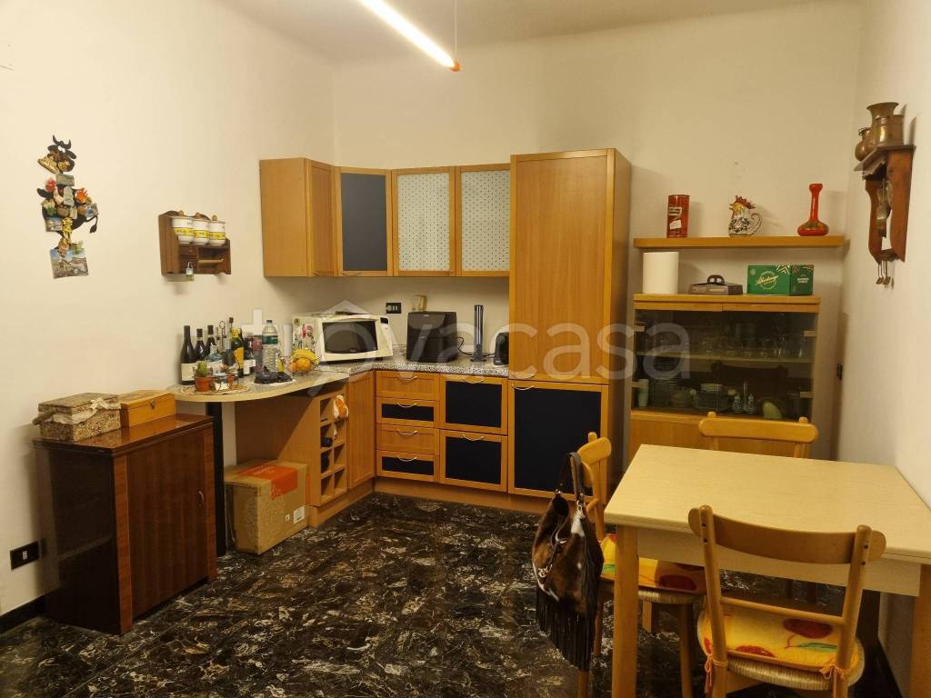 appartamento in vendita a Genova in zona Sestri Ponente