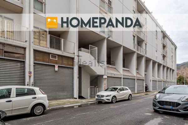 appartamento in vendita a Genova in zona Palmaro / Pra'