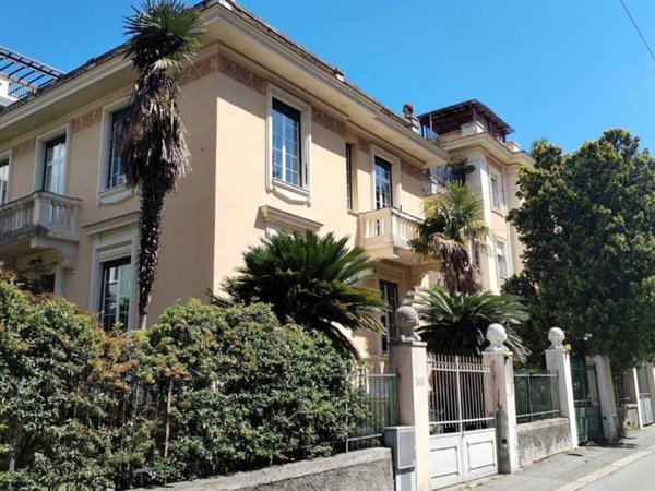 casa indipendente in vendita a Genova in zona Pegli