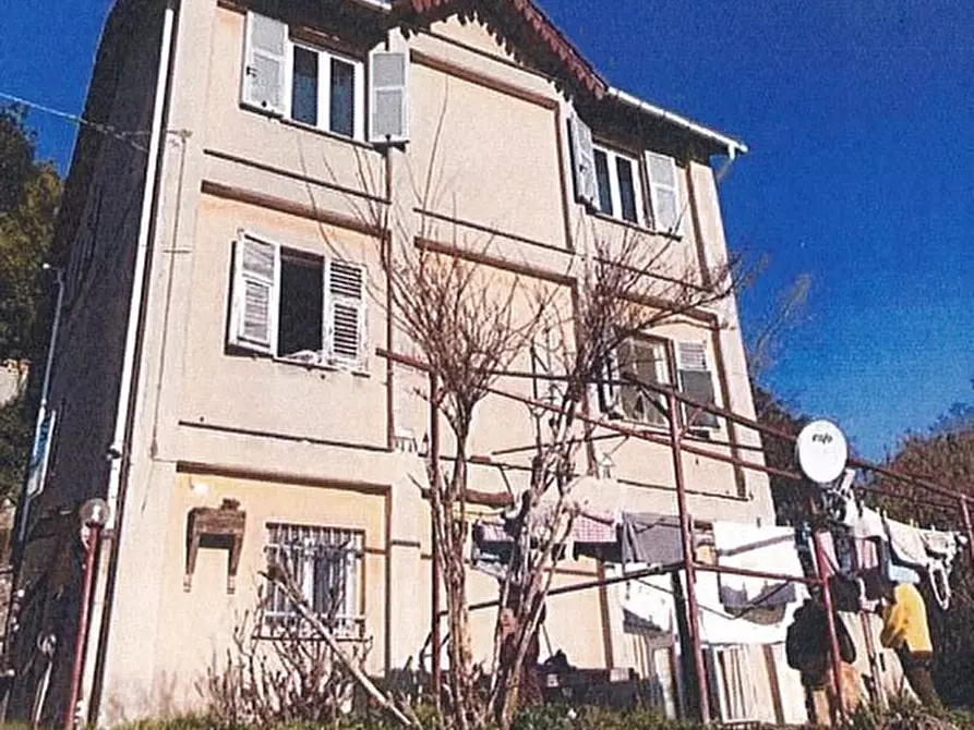 appartamento in vendita a Genova in zona Bolzaneto