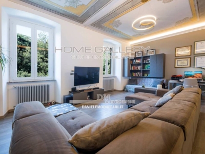 appartamento in vendita a Genova in zona Castelletto