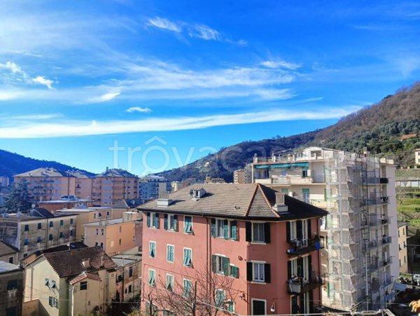 appartamento in vendita a Genova in zona Molassana