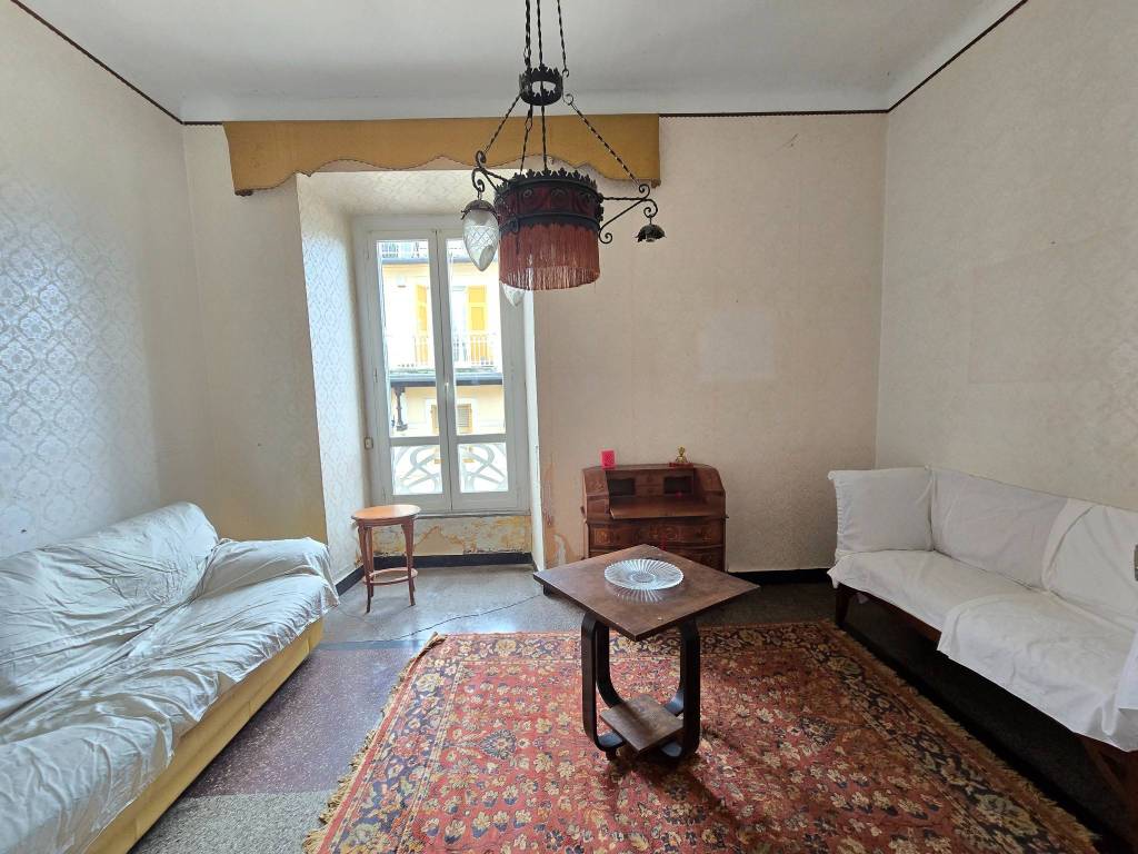 appartamento in vendita a Genova in zona Cornigliano