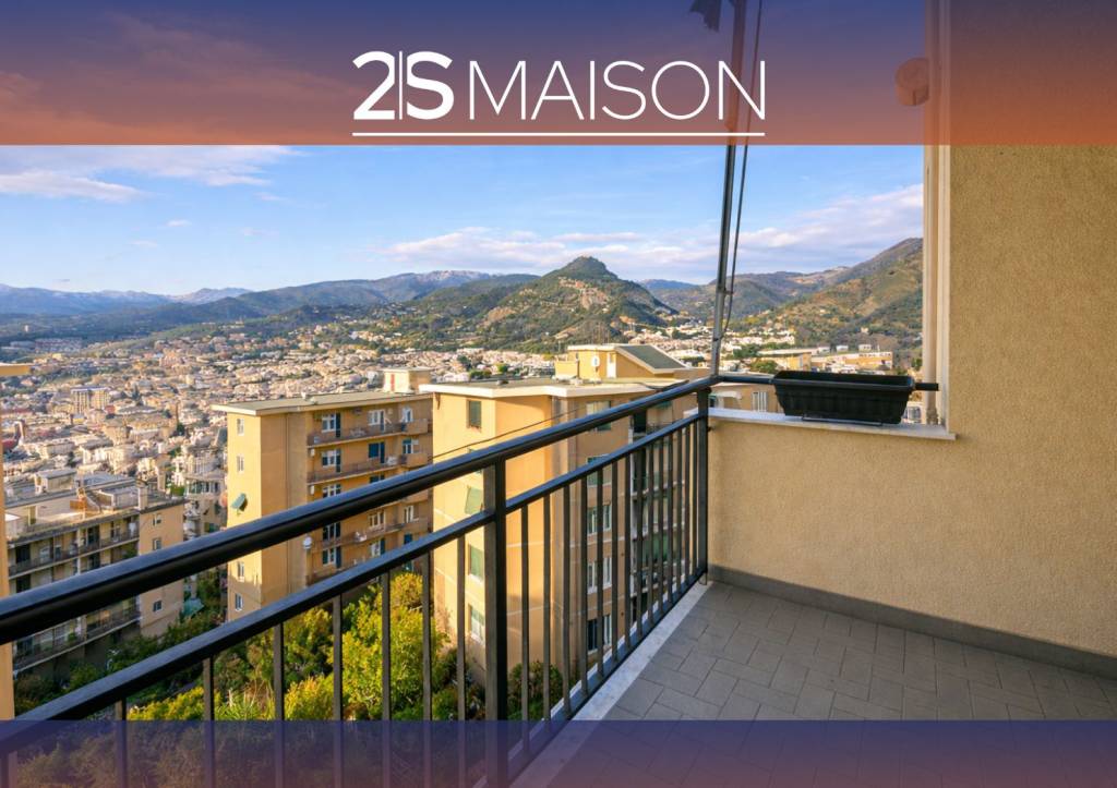 appartamento in vendita a Genova in zona Sestri Ponente