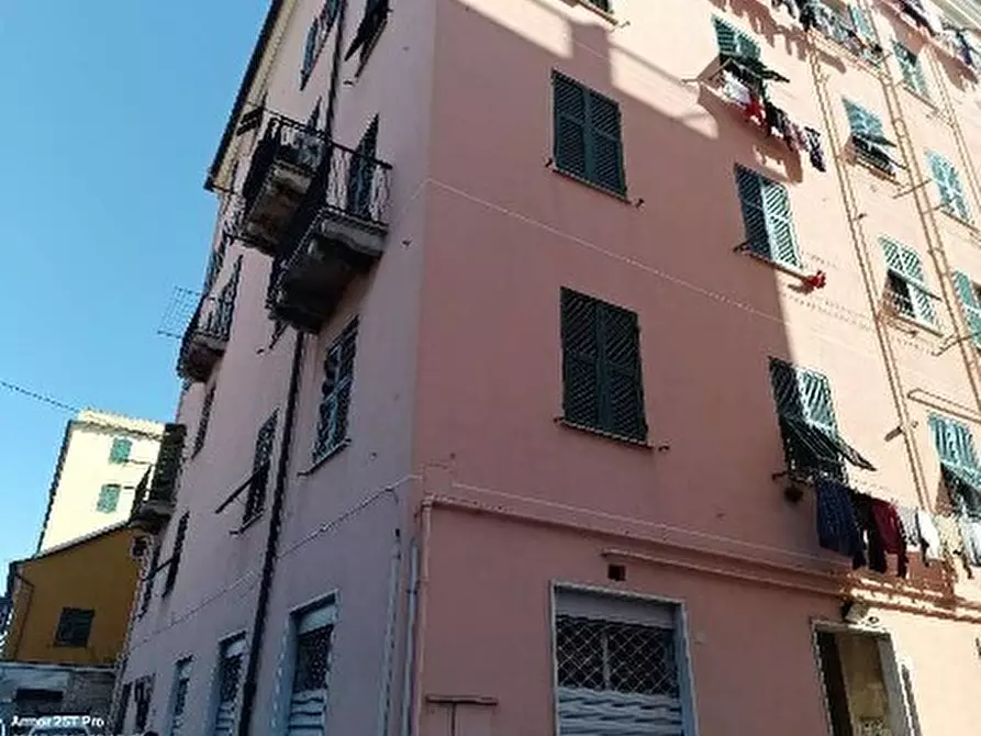 appartamento in vendita a Genova in zona Rivarolo