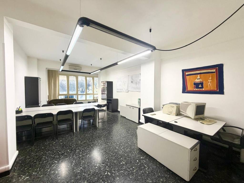 appartamento in vendita a Genova in zona Sampierdarena