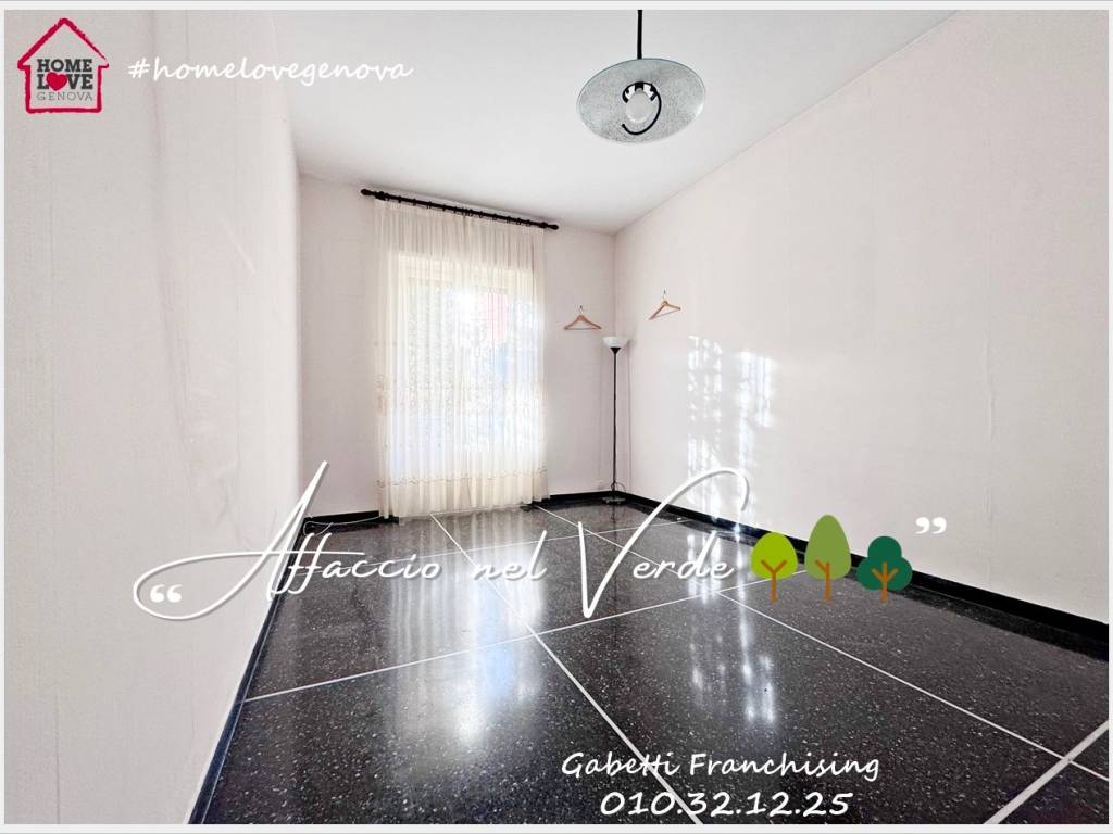 appartamento in vendita a Genova in zona Staglieno