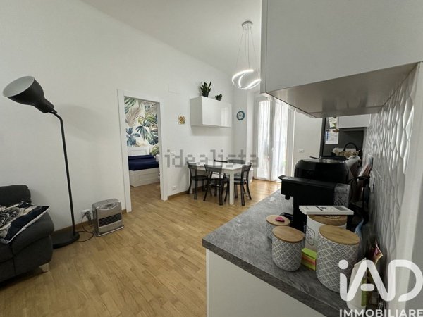 appartamento in vendita a Genova in zona Staglieno