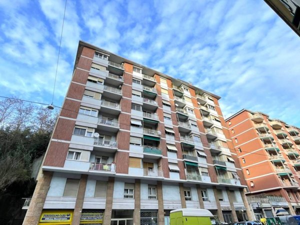 appartamento in vendita a Genova in zona Quezzi
