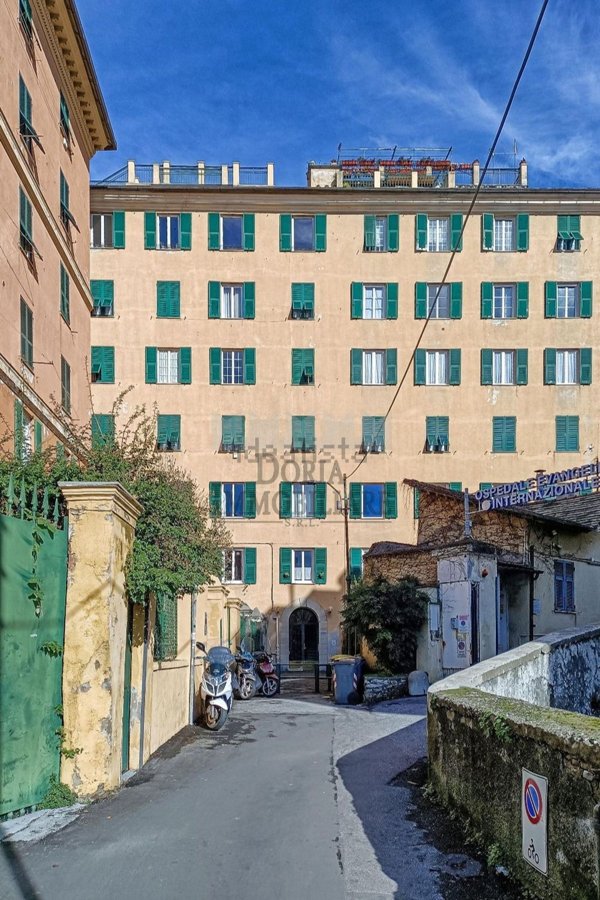 appartamento in vendita a Genova in zona Castelletto