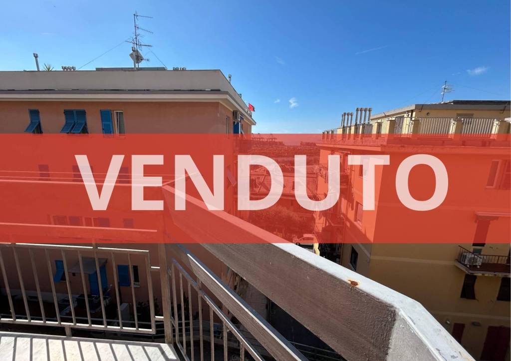 appartamento in vendita a Genova in zona Pegli