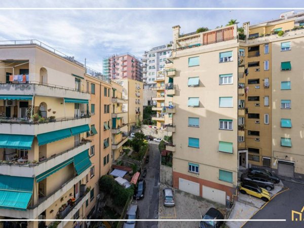 appartamento in vendita a Genova in zona San Martino