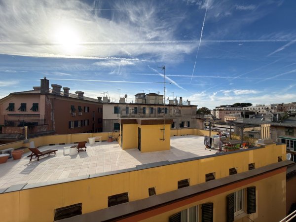 appartamento in vendita a Genova in zona Castelletto