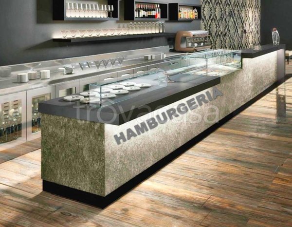 negozio in vendita a Genova in zona San Vincenzo