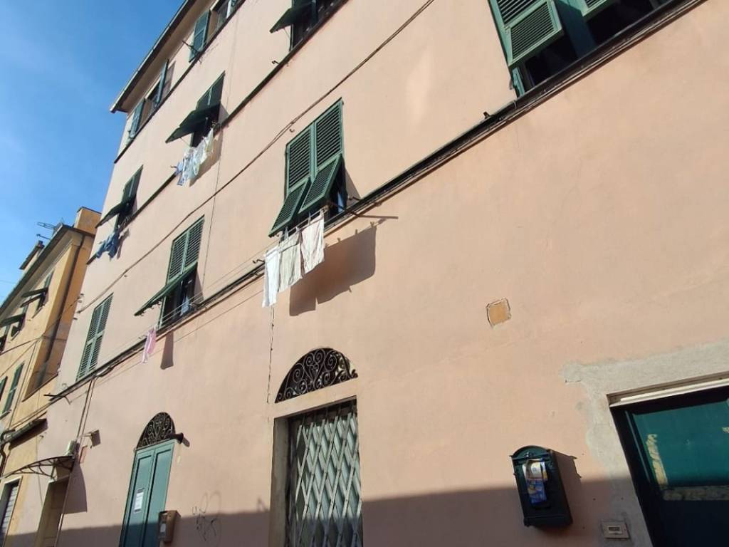 appartamento in vendita a Genova in zona Certosa
