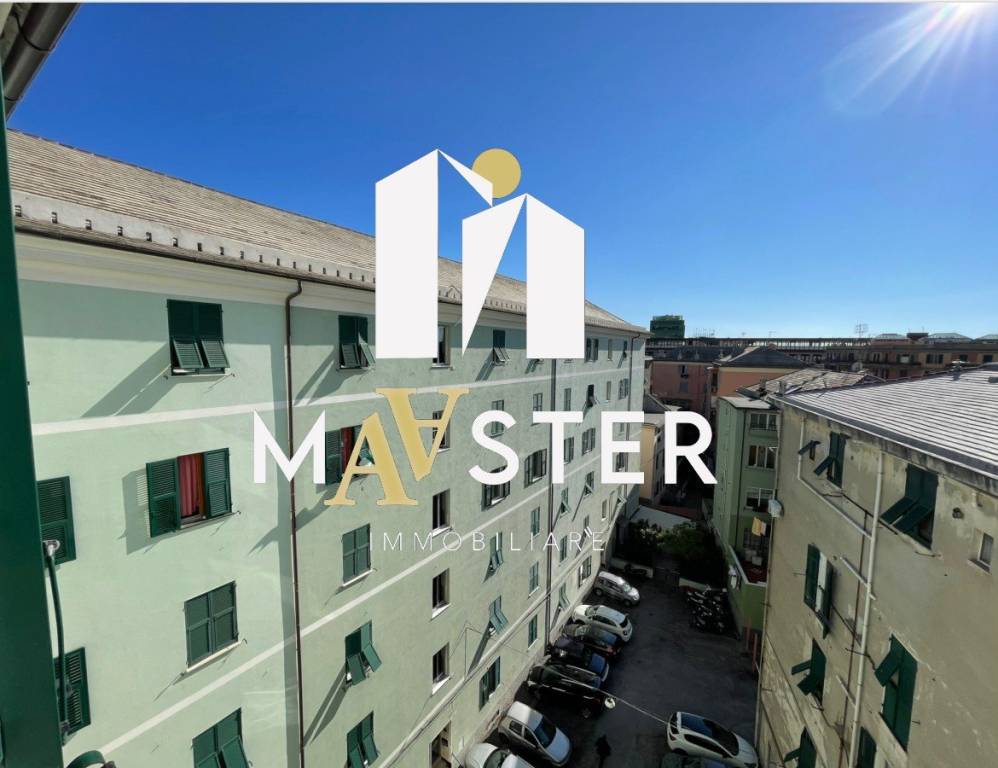 appartamento in vendita a Genova in zona Sestri Ponente