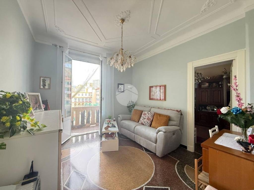 appartamento in vendita a Genova in zona Sampierdarena