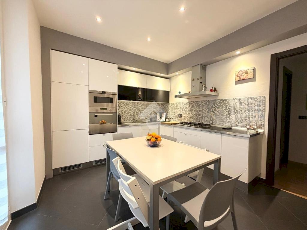 appartamento in vendita a Genova in zona Cornigliano