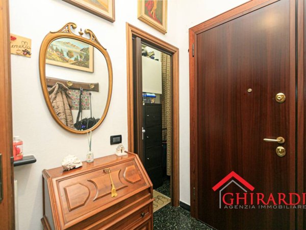 appartamento in vendita a Genova in zona Sestri Ponente