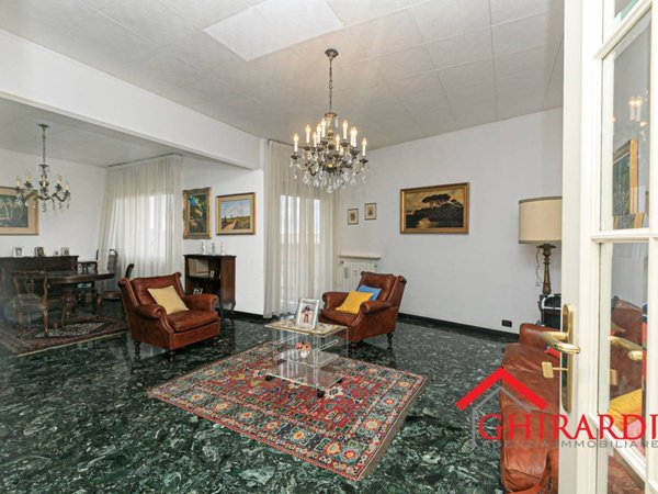 appartamento in vendita a Genova in zona Sestri Ponente