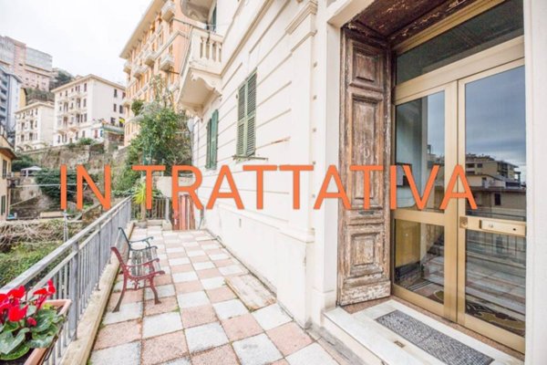 appartamento in vendita a Genova in zona Staglieno