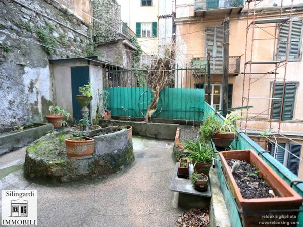 appartamento in vendita a Genova in zona Castelletto