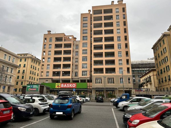 casa indipendente in vendita a Genova in zona DiNegro