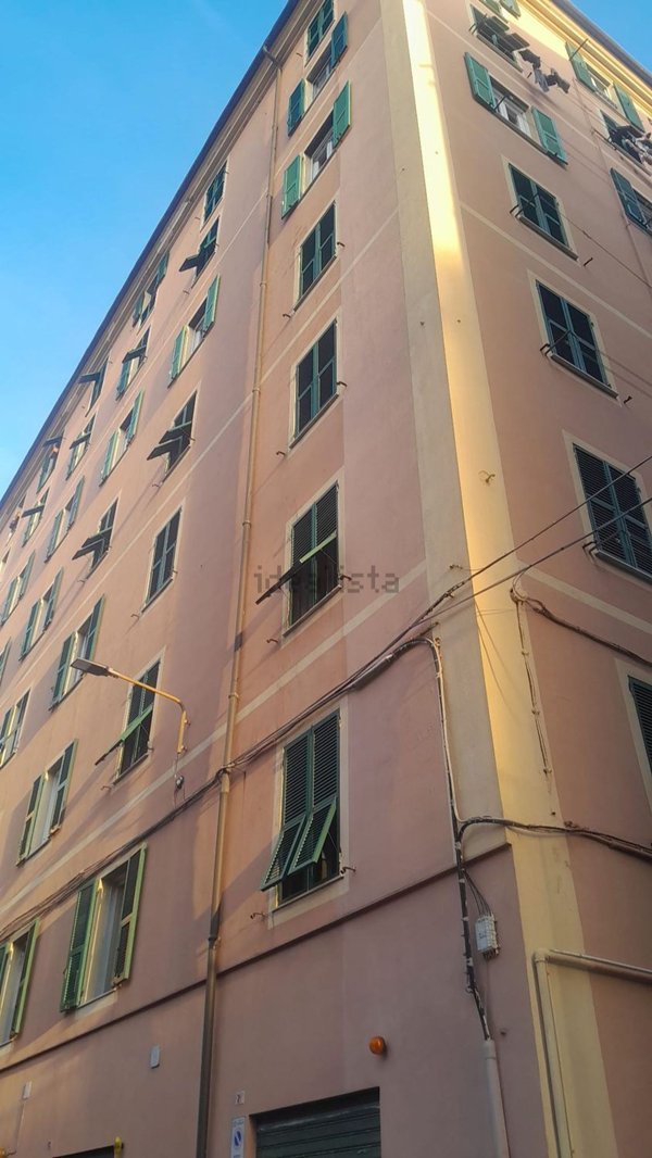 appartamento in vendita a Genova in zona Sampierdarena