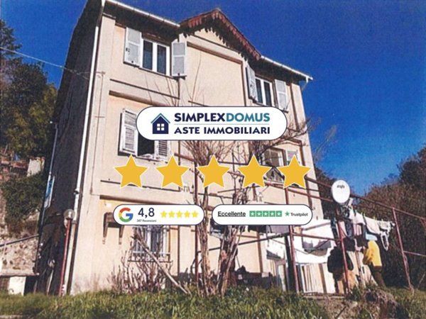 appartamento in vendita a Genova in zona Bolzaneto