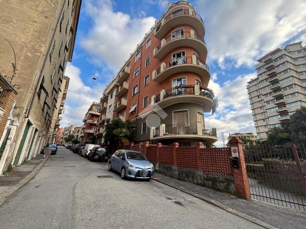 appartamento in vendita a Genova in zona Pegli