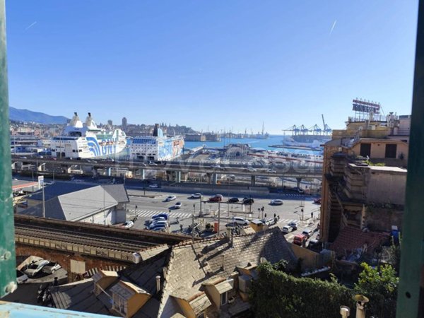appartamento in vendita a Genova in zona DiNegro