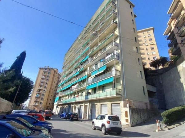 appartamento in vendita a Genova in zona Sampierdarena