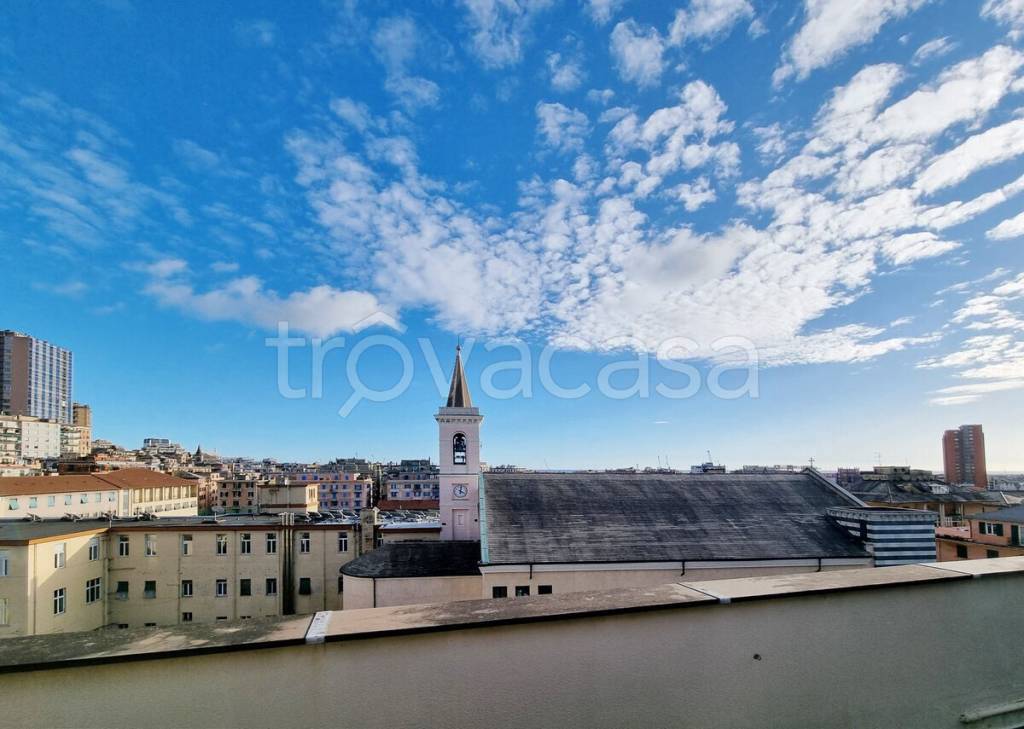 appartamento in vendita a Genova in zona Sampierdarena
