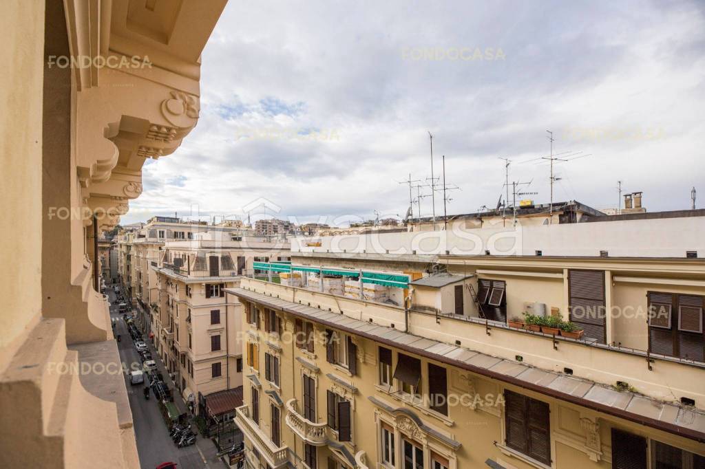 appartamento in vendita a Genova in zona San Vincenzo