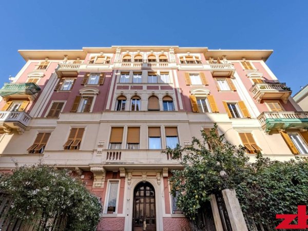 appartamento in vendita a Genova in zona Sturla