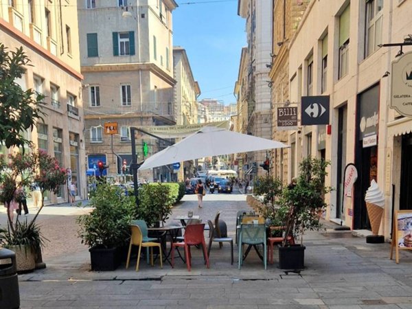 negozio in vendita a Genova