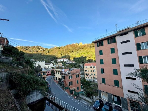 appartamento in vendita a Genova in zona Sestri Ponente