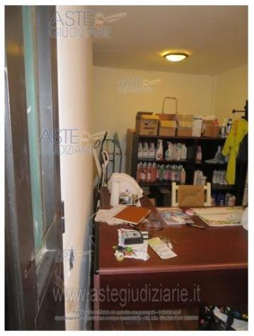 locale commerciale in vendita a Genova