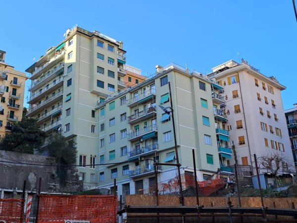 appartamento in vendita a Genova in zona Marassi