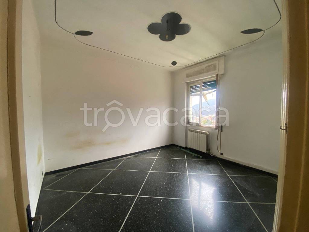 appartamento in vendita a Genova in zona Pontedecimo