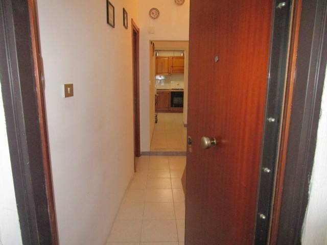 appartamento in vendita a Genova in zona Sottoripa / Maddalena / Molo