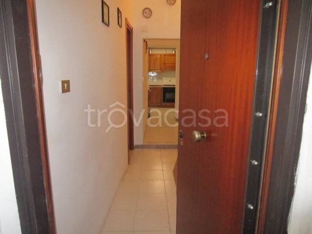 appartamento in vendita a Genova in zona Sottoripa / Maddalena / Molo