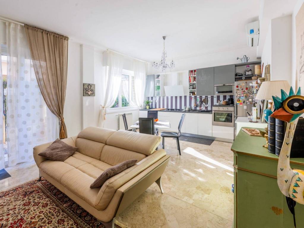 appartamento in vendita a Genova in zona Nervi