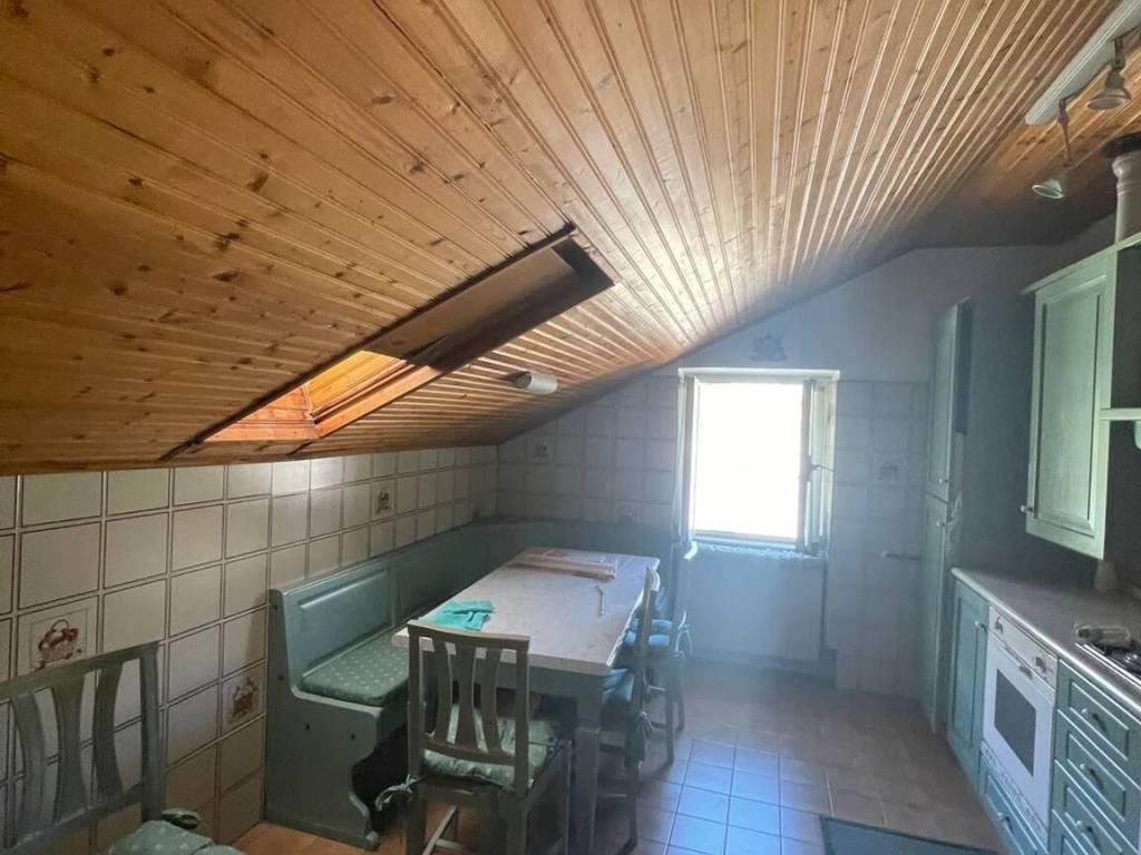 appartamento in vendita a Genova in zona Rivarolo